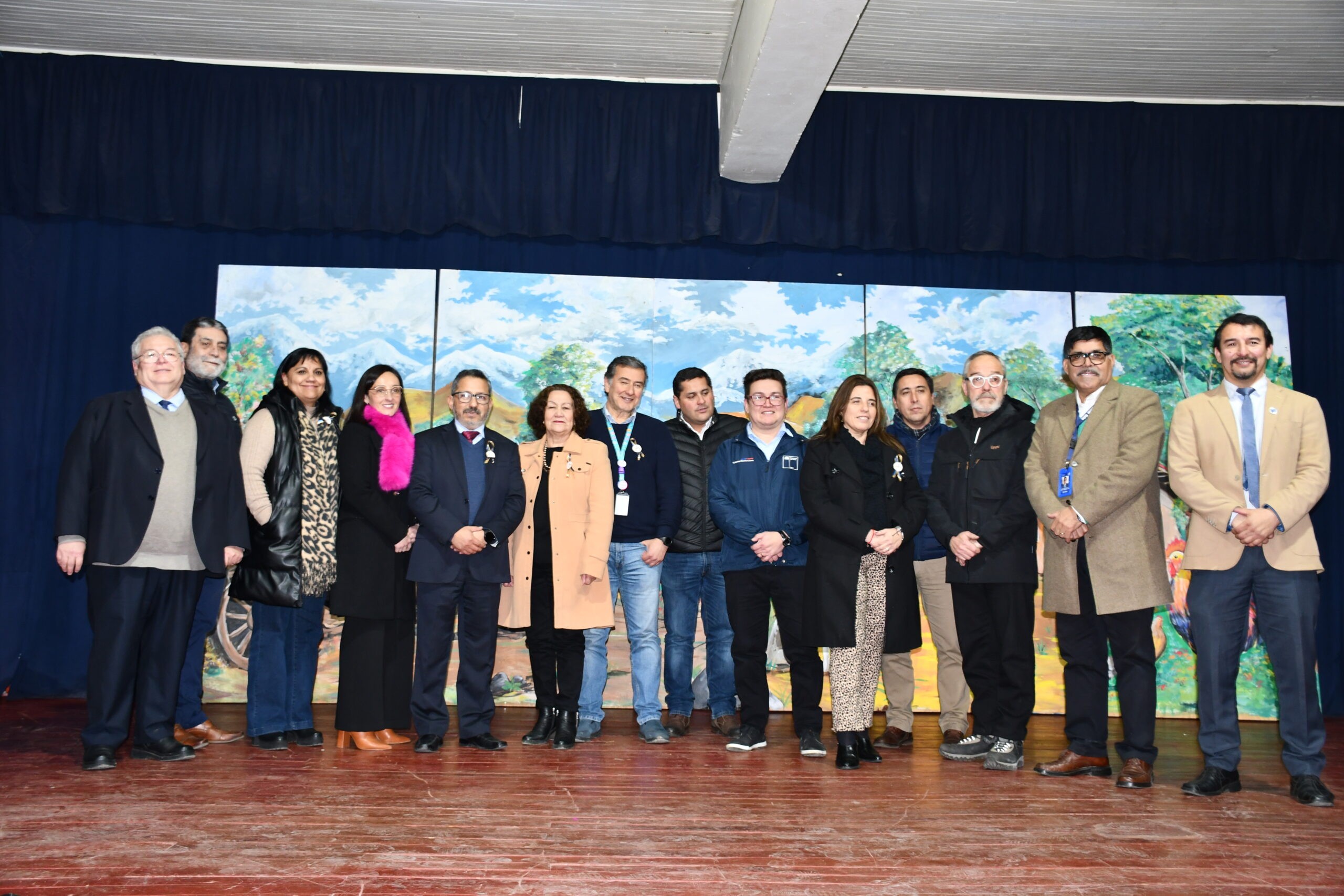 Autoridades educativas, gremiales y funcionarios de la DAEM se reunieron en la 4ta Mesa de Instalación Territorial del SLEP Los Álamos